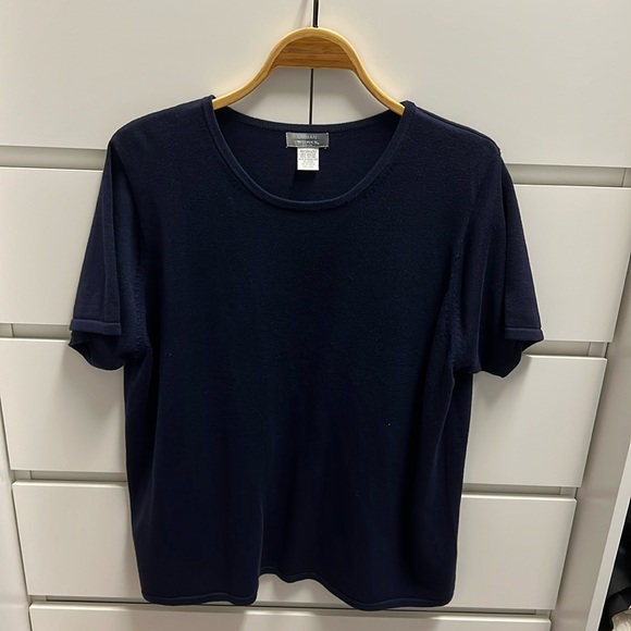 Urban Works Navy short sleeved sweater - size 18/20 2x - Picture 1 of 4